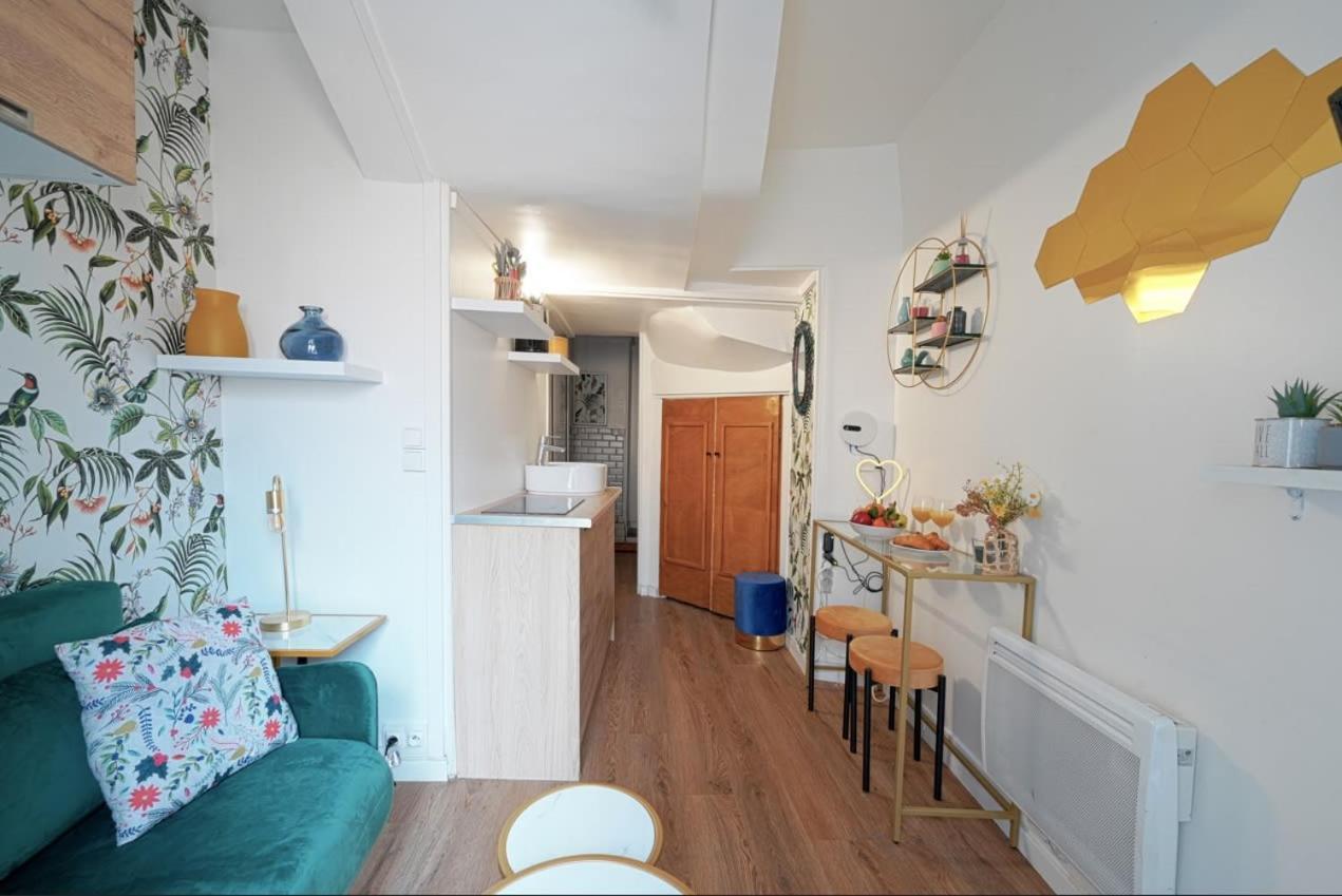Cosy Renovated Studio In Heart Of Marais, Best Area To Discover In Paris Apartment ภายนอก รูปภาพ