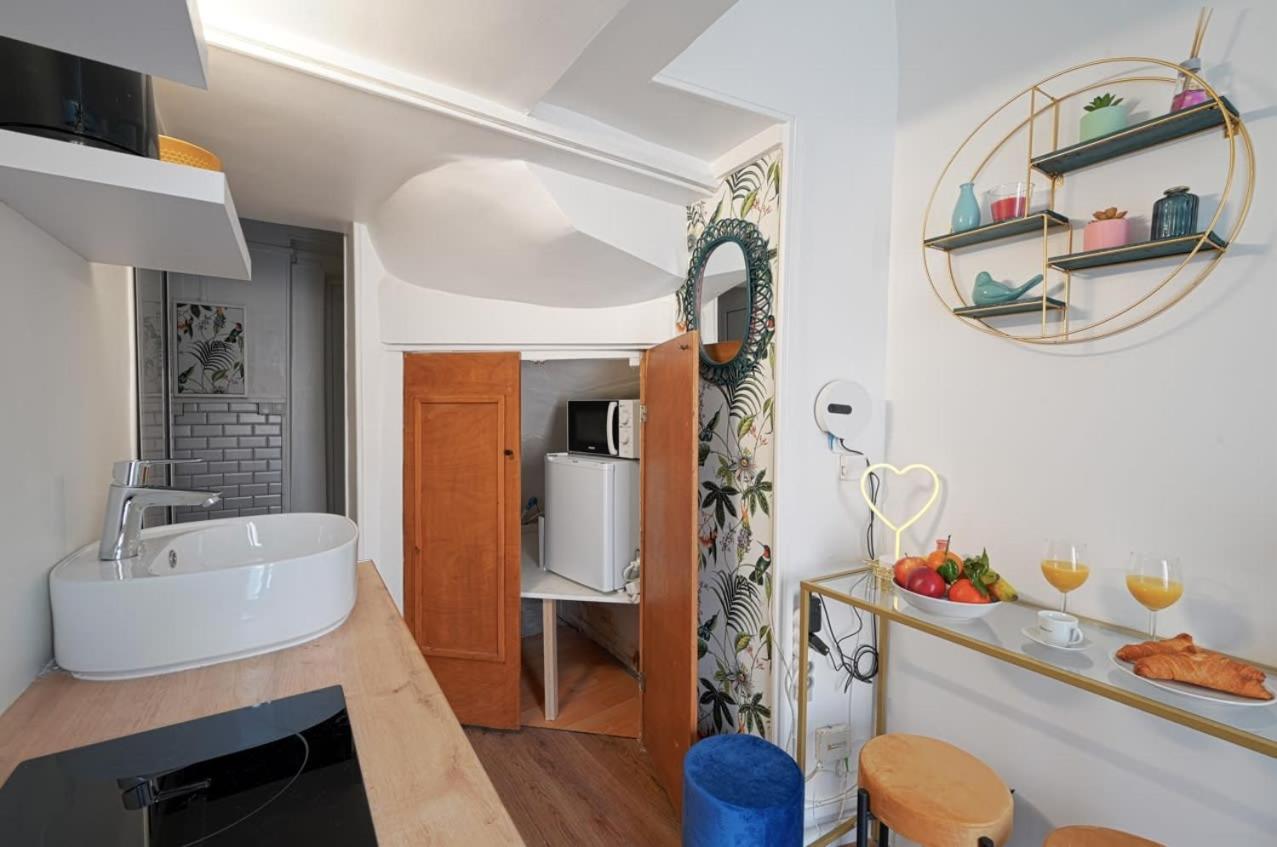 Cosy Renovated Studio In Heart Of Marais, Best Area To Discover In Paris Apartment ภายนอก รูปภาพ