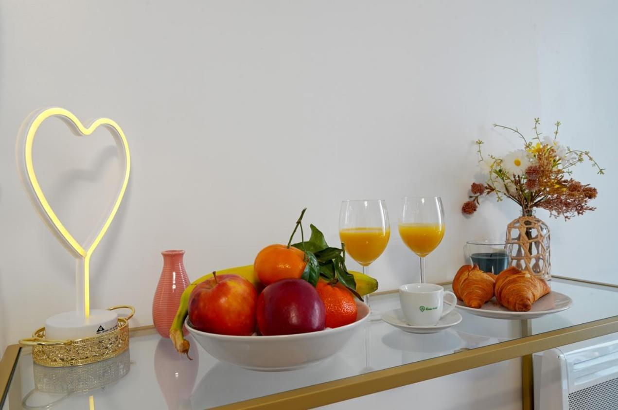 Cosy Renovated Studio In Heart Of Marais, Best Area To Discover In Paris Apartment ภายนอก รูปภาพ